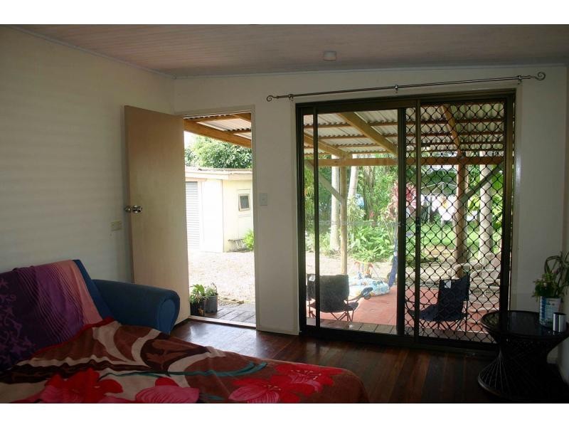 32 Tailor Street, Tin Can Bay QLD 4580