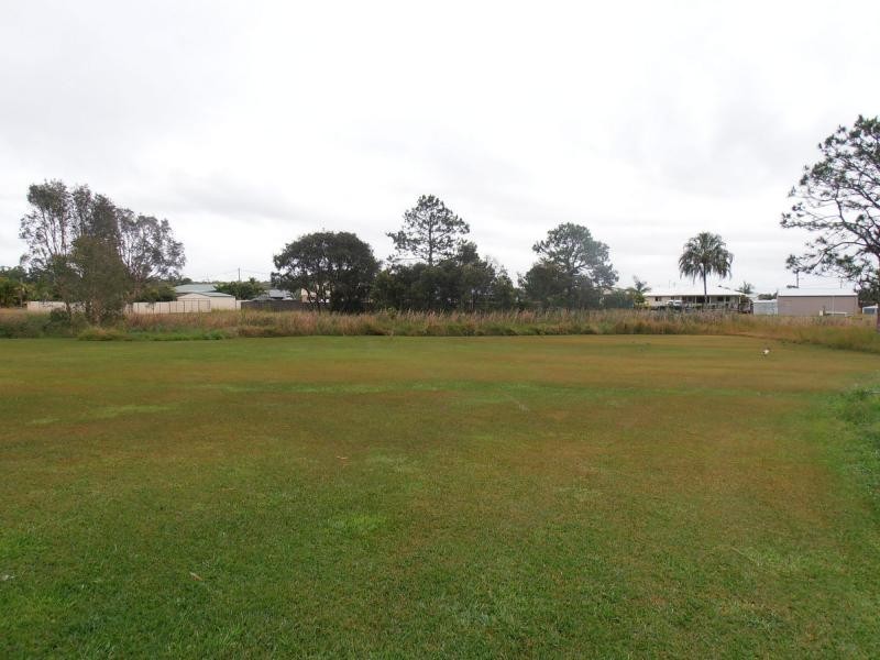 25 Canberra Avenue, Cooloola Cove QLD 4580