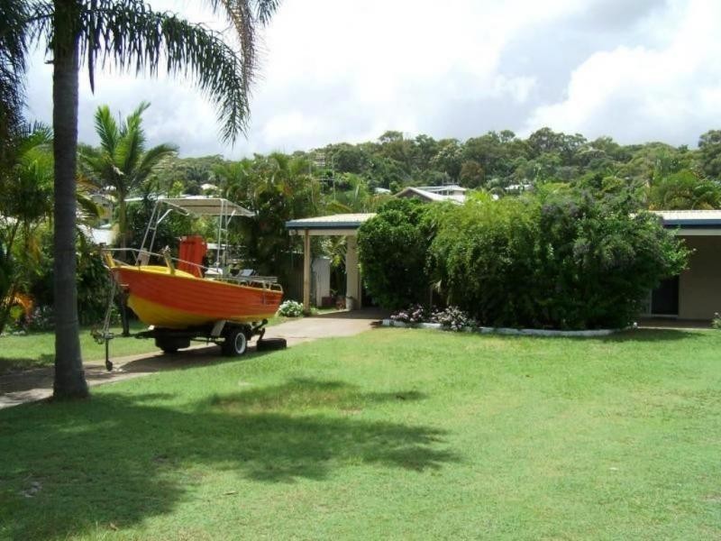 11 Bomburra Court, Rainbow Beach QLD 4581
