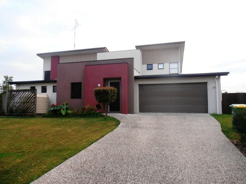 2/43 Creekside Esplanade, Cooloola Cove QLD 4580