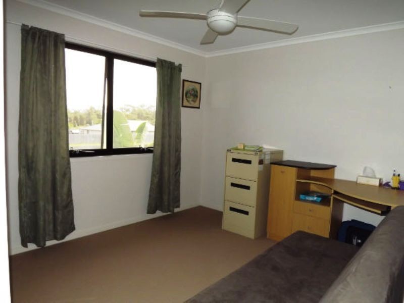 2/43 Creekside Esplanade, Cooloola Cove QLD 4580