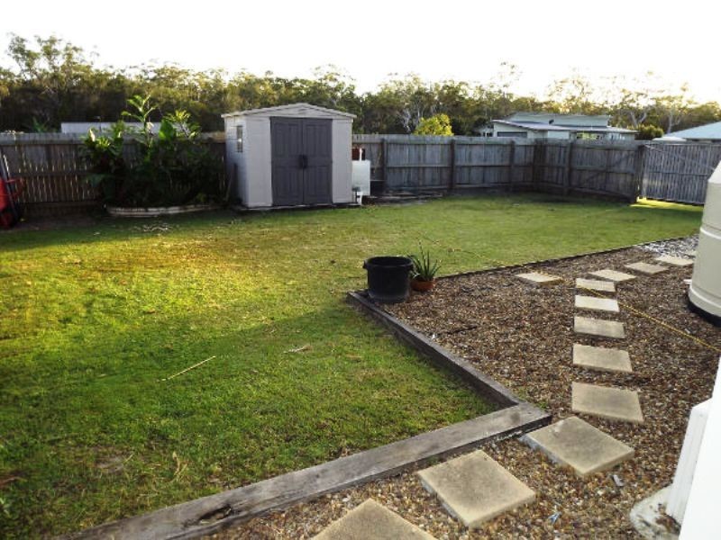 2/43 Creekside Esplanade, Cooloola Cove QLD 4580