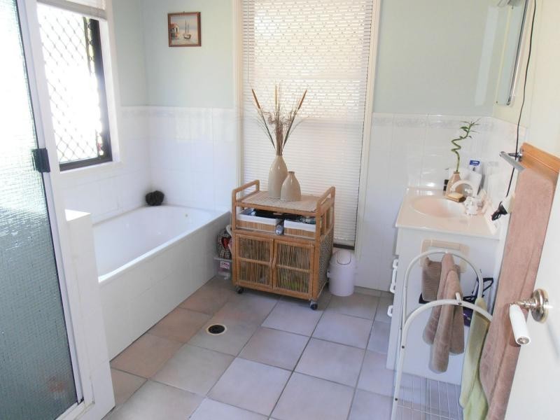 11 Beagle Avenue, Cooloola Cove QLD 4580