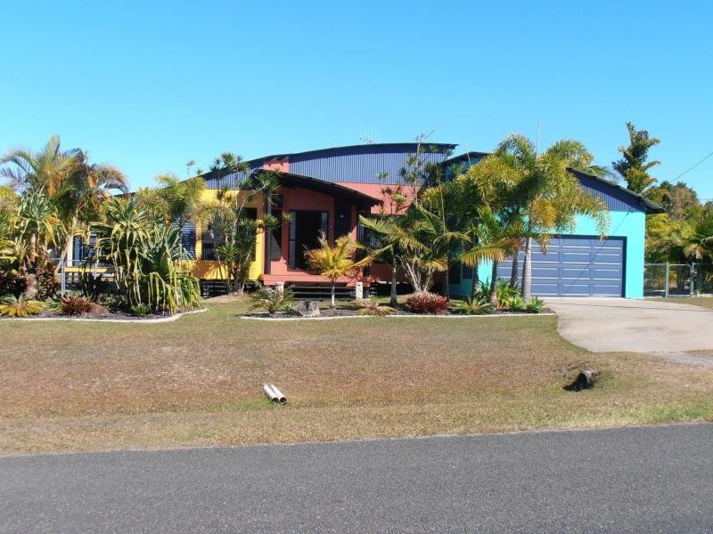 36 Mauretania Avenue, Cooloola Cove QLD 4580