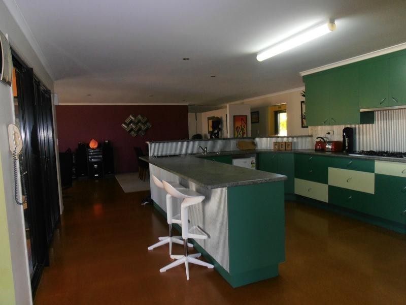 36 Mauretania Avenue, Cooloola Cove QLD 4580