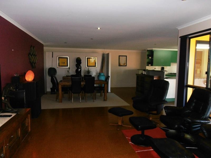 36 Mauretania Avenue, Cooloola Cove QLD 4580