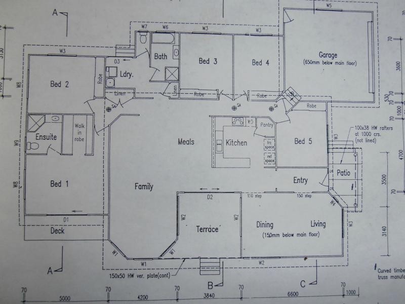 36 Mauretania Avenue, Cooloola Cove QLD 4580
