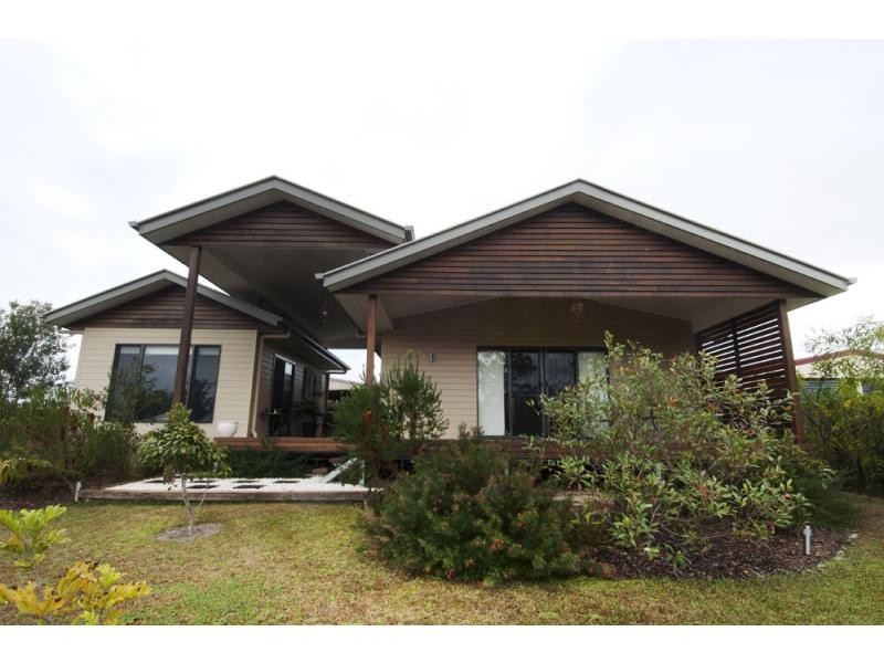38 Summer Way, Tin Can Bay QLD 4580
