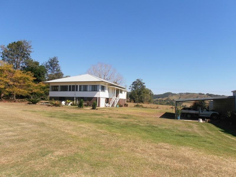 5 McCarthy Road, Kia Ora QLD 4570