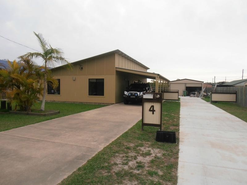 4 Mariposa Place, Cooloola Cove QLD 4580