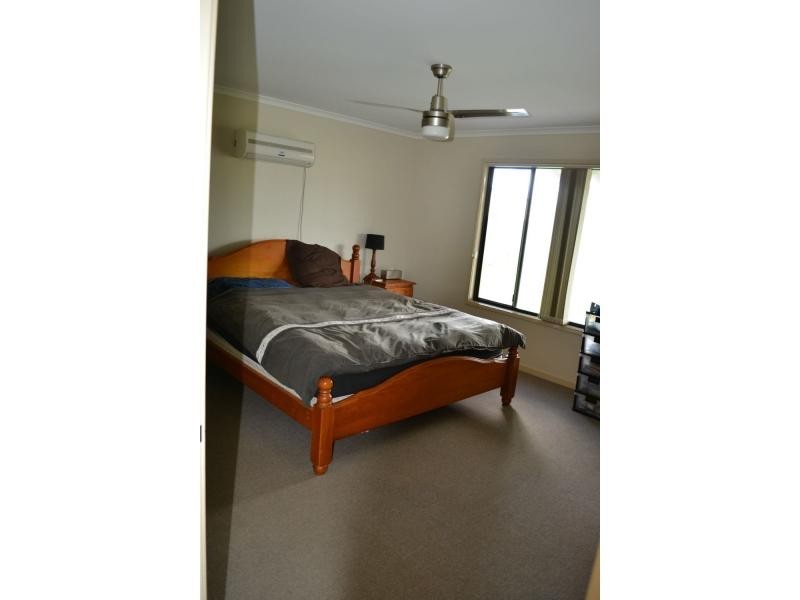 4 Mariposa Place, Cooloola Cove QLD 4580