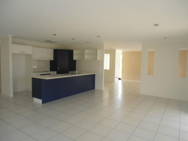 17 Elanda Court, Tin Can Bay QLD 4580