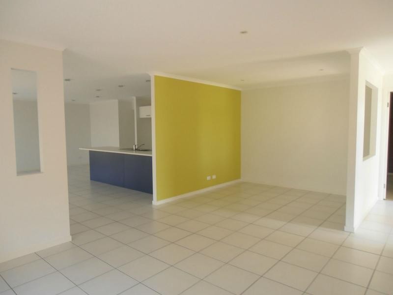 17 Elanda Court, Tin Can Bay QLD 4580