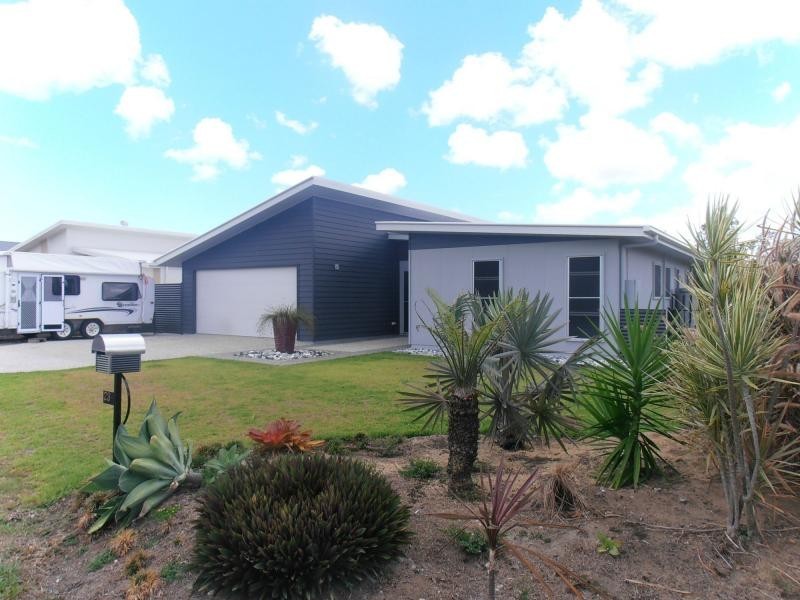 23 Summer Way, Tin Can Bay QLD 4580
