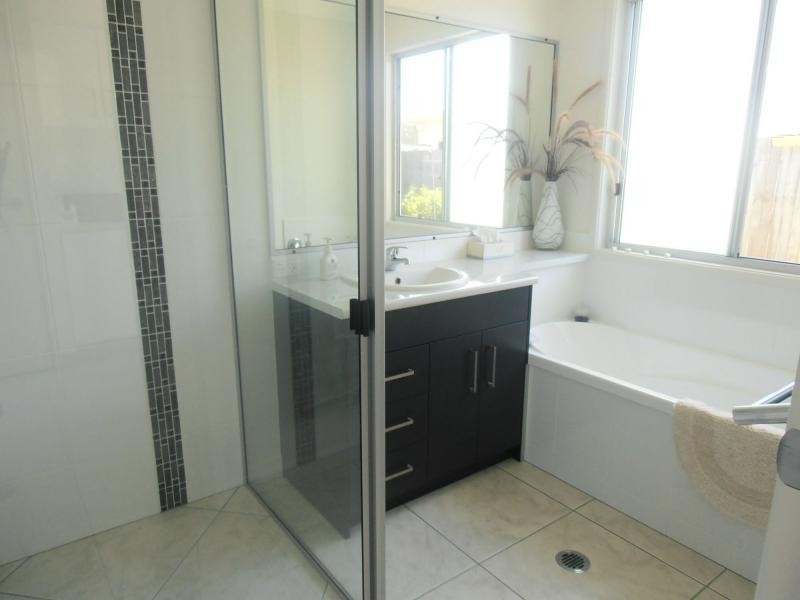 23 Summer Way, Tin Can Bay QLD 4580