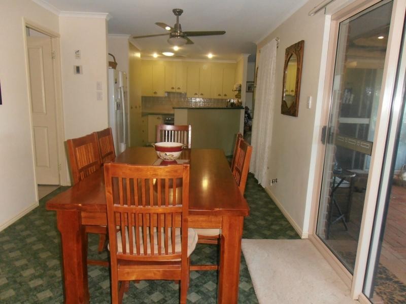 40 Mauretania Avenue, Cooloola Cove QLD 4580