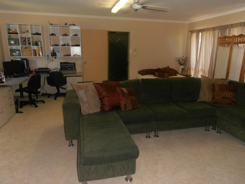 40 Mauretania Avenue, Cooloola Cove QLD 4580