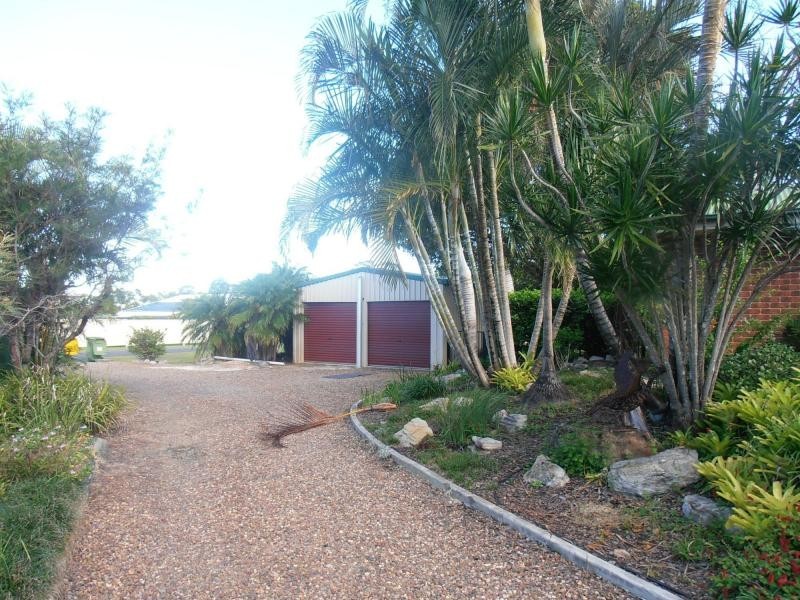 40 Mauretania Avenue, Cooloola Cove QLD 4580