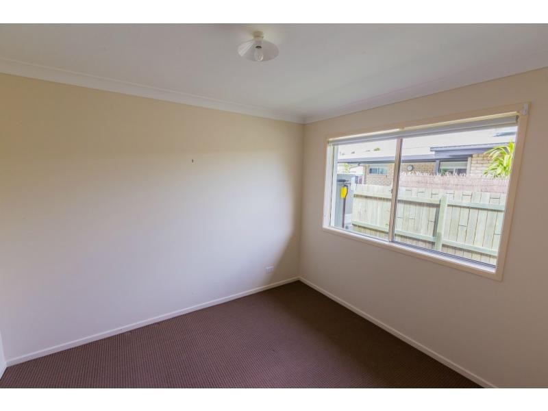 12 Creekside Esplanade, Cooloola Cove QLD 4580