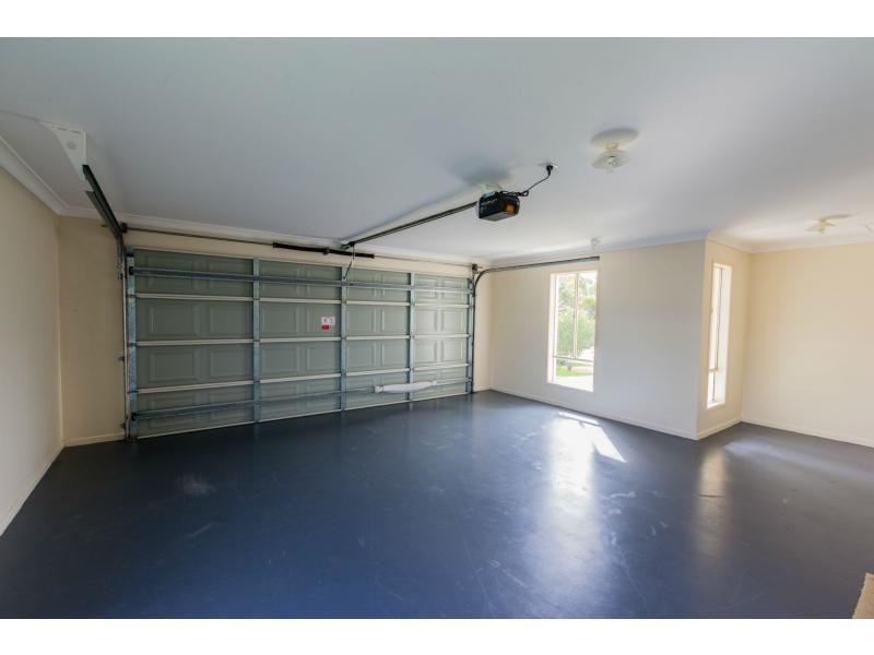 12 Creekside Esplanade, Cooloola Cove QLD 4580
