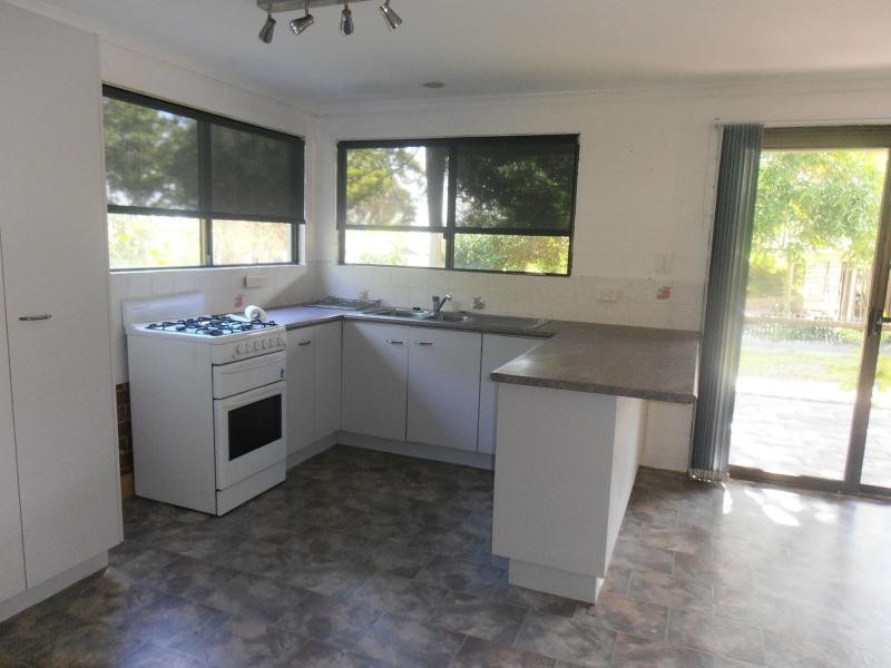 14 Oyster Parade, Tin Can Bay QLD 4580