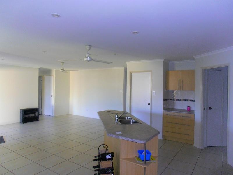 6 Aramac Court, Tin Can Bay QLD 4580