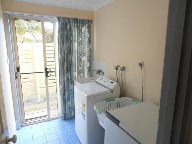 43 Mauretania Avenue, Cooloola Cove QLD 4580