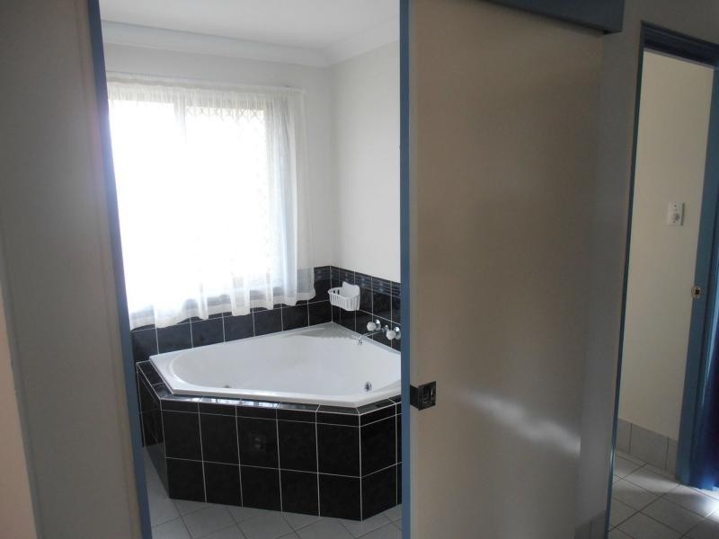 4 Isis Court, Cooloola Cove QLD 4580