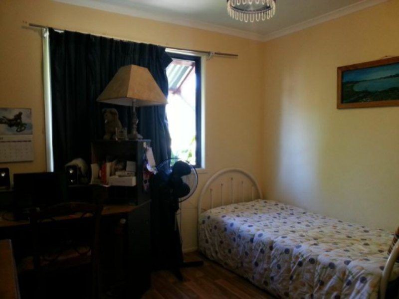 10 Regent Court, Cooloola Cove QLD 4580