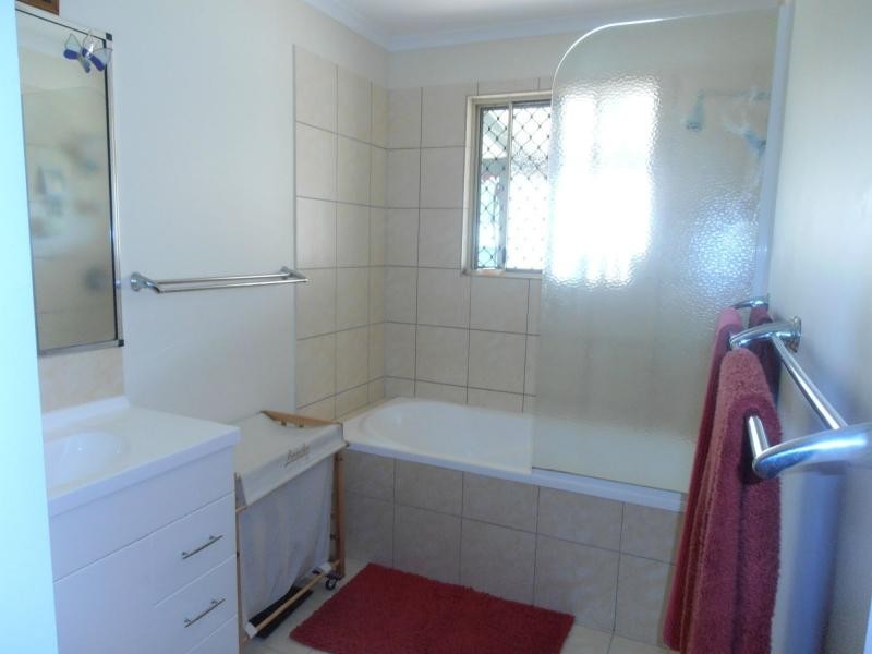 12 Regent Court, Cooloola Cove QLD 4580