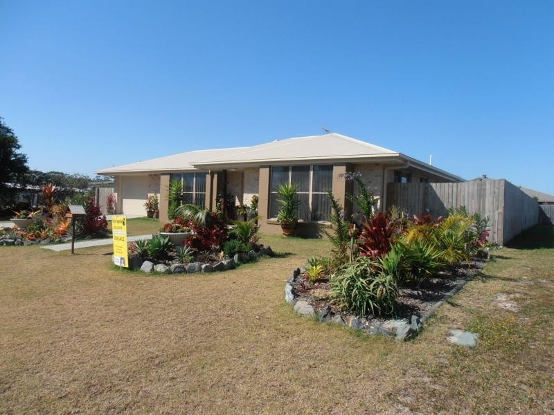 5 Parklink Avenue, Cooloola Cove QLD 4580