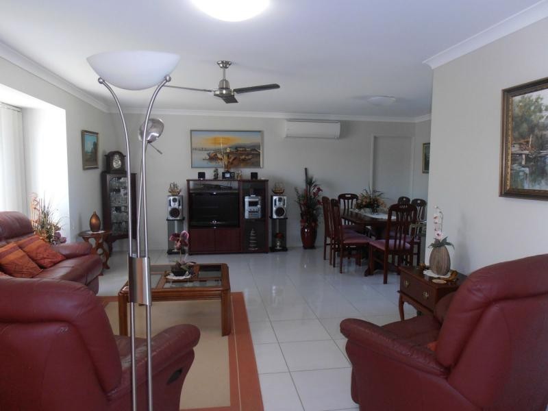 5 Parklink Avenue, Cooloola Cove QLD 4580