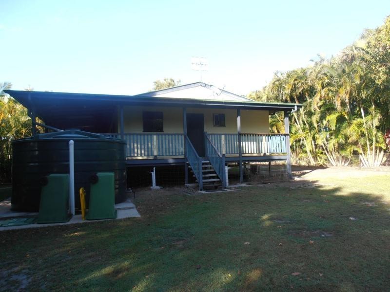 3 Mauretania Avenue, Cooloola Cove QLD 4580
