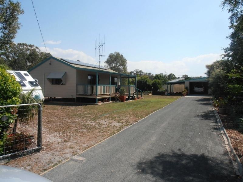 6 Victory Court, Cooloola Cove QLD 4580