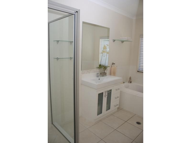 43 Summer Way, Tin Can Bay QLD 4580