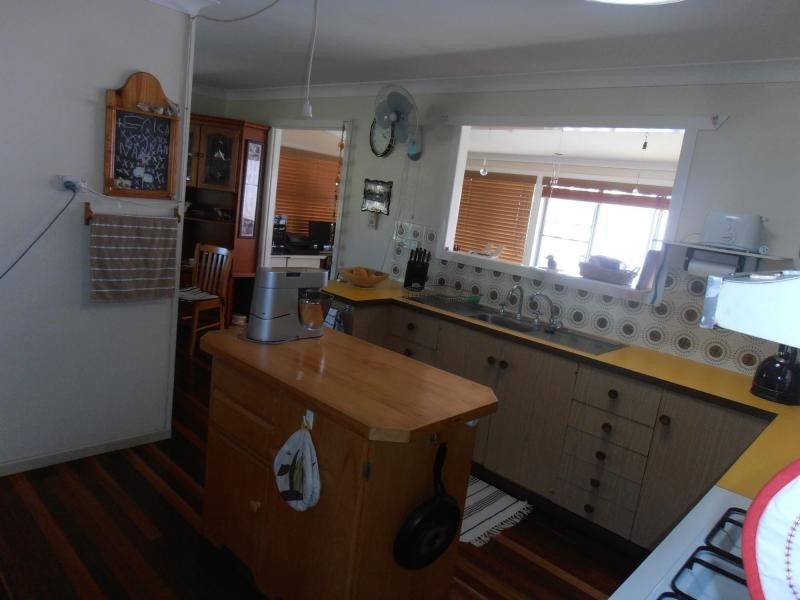 2 Gar Street, Tin Can Bay QLD 4580
