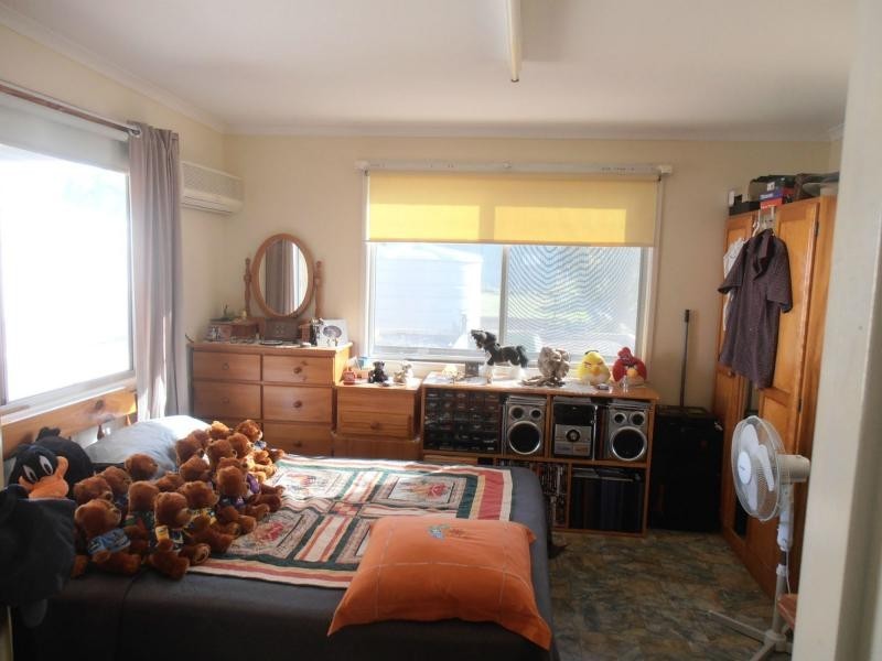 2 Gar Street, Tin Can Bay QLD 4580