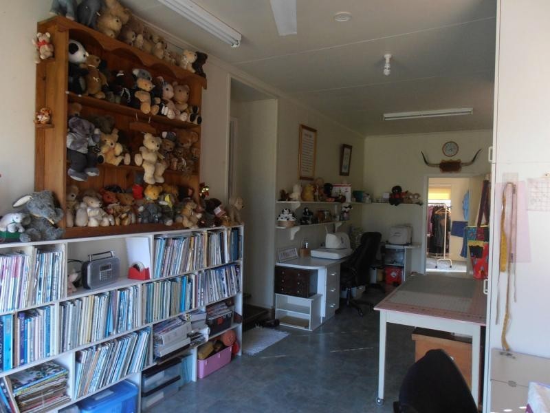 2 Gar Street, Tin Can Bay QLD 4580