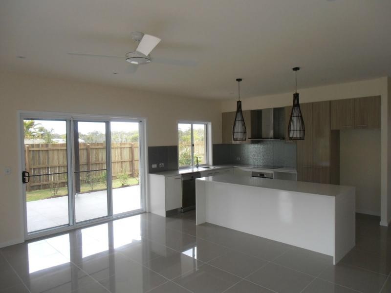 41 Tuna Way, Tin Can Bay QLD 4580