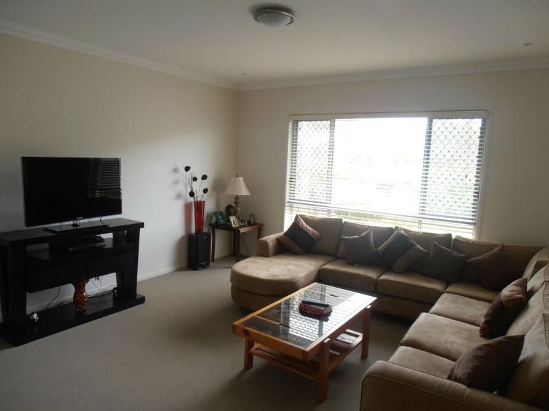 40 Tuna Way, Tin Can Bay QLD 4580