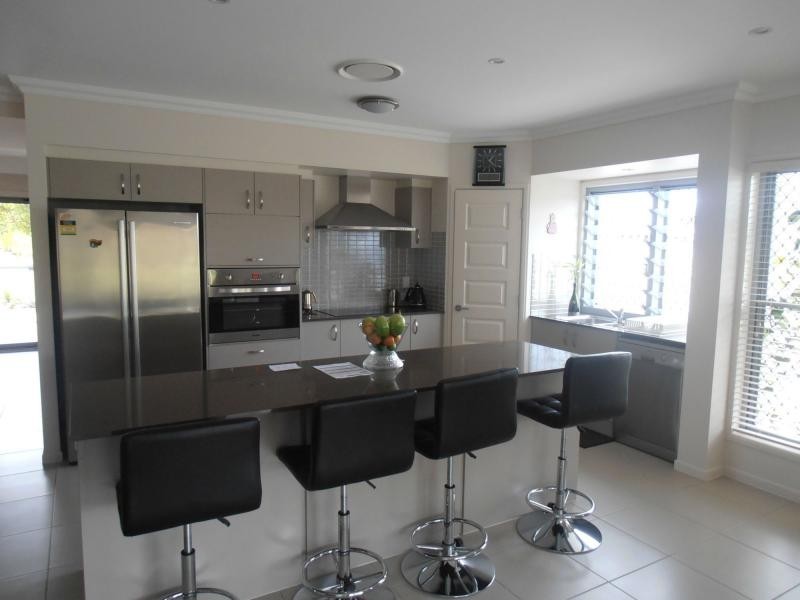 40 Tuna Way, Tin Can Bay QLD 4580