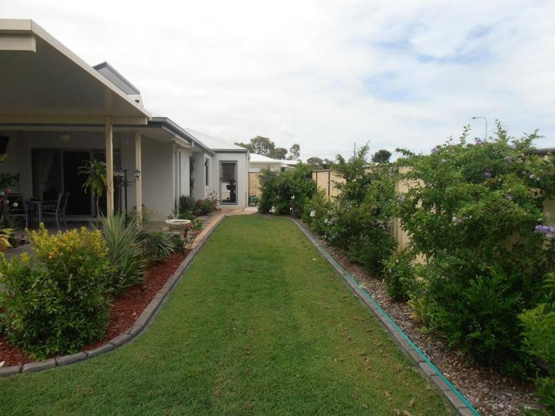 40 Tuna Way, Tin Can Bay QLD 4580