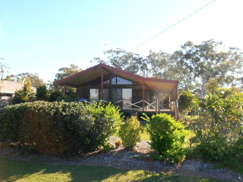 7 Challenger Court, Cooloola Cove QLD 4580