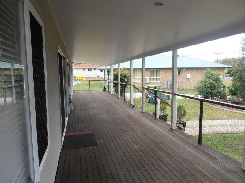 6 Renown Court, Cooloola Cove QLD 4580
