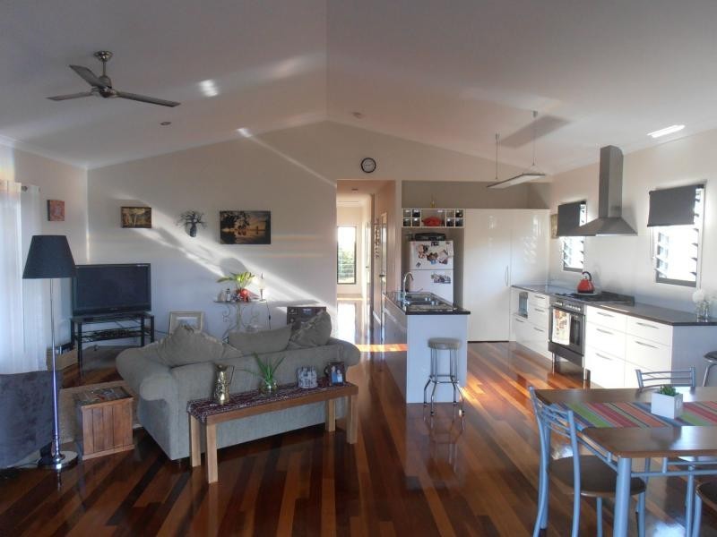 38 Summer Way, Tin Can Bay QLD 4580