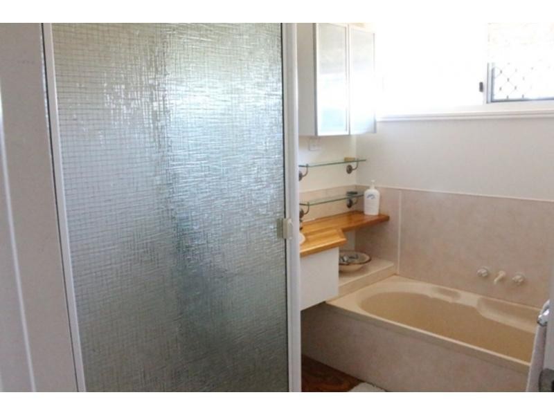 80 Bayside Road, Cooloola Cove QLD 4580