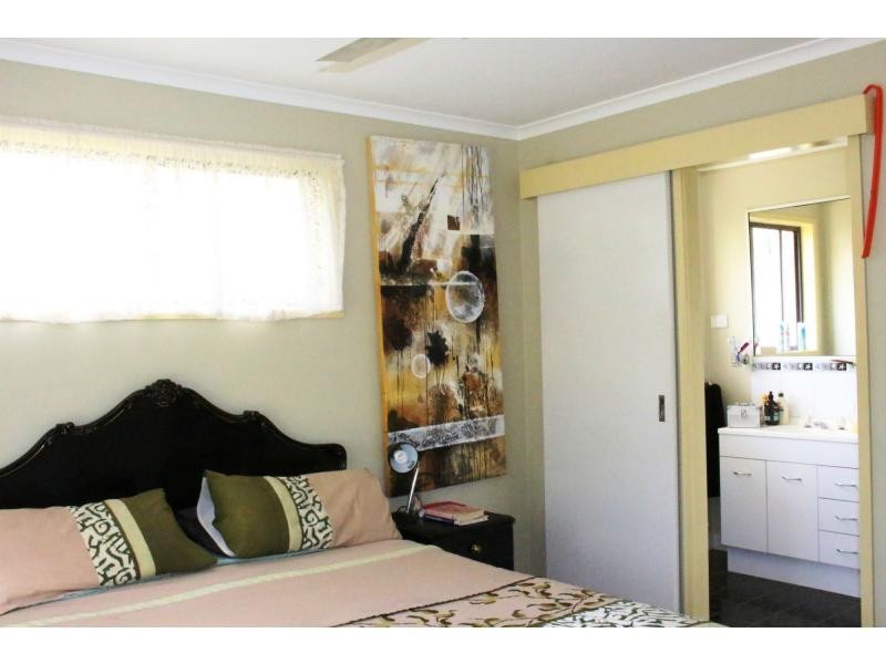 7 Zealous Court, Cooloola Cove QLD 4580