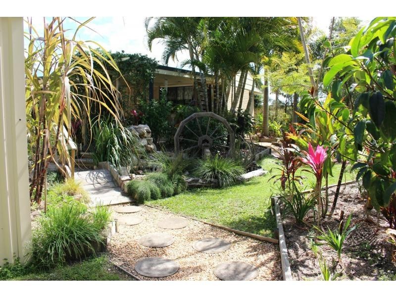 7 Zealous Court, Cooloola Cove QLD 4580