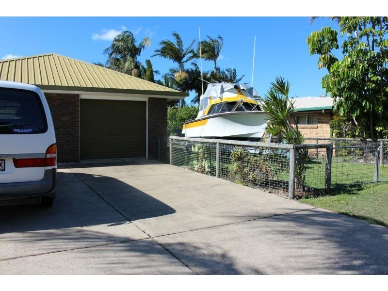 129 Gympie Road, Tin Can Bay QLD 4580