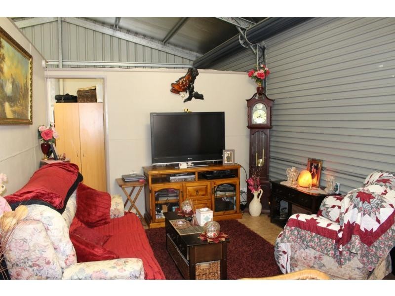 99 Golden Hind Avenue, Cooloola Cove QLD 4580